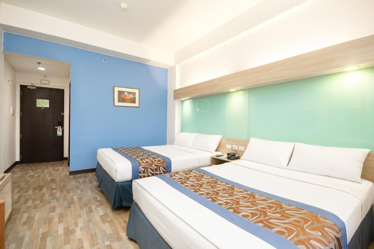 Microtel By Wyndham Mall Of Asia Pasay Exterior photo